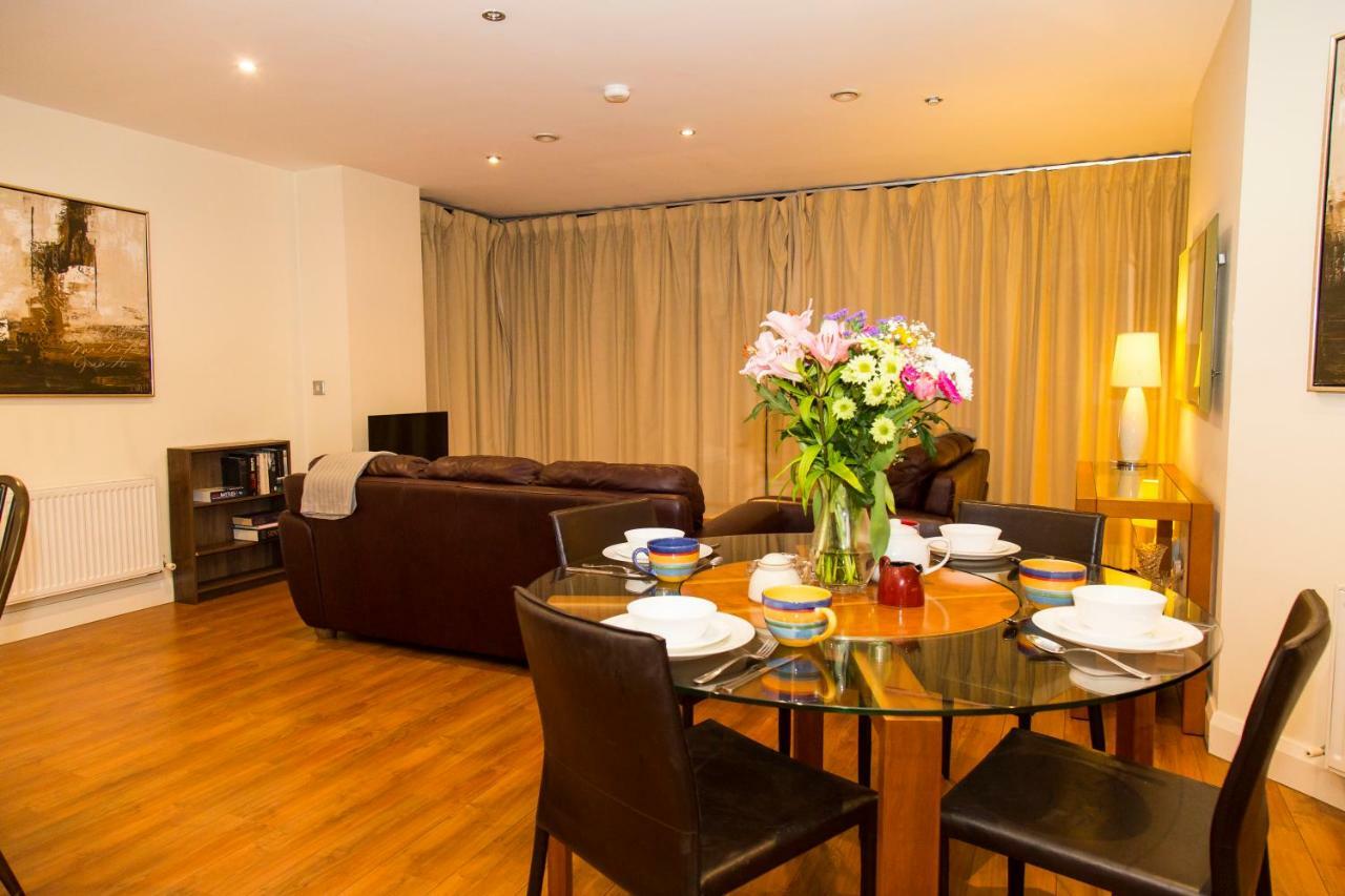 Spacous Dublin Escape 3Br Ensuited Free Parking *